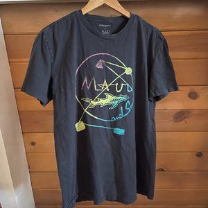 Maui & Sons Black Graphic T